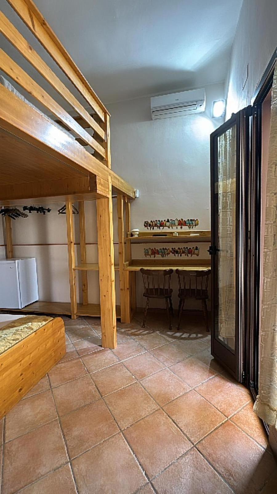 Bed and Breakfast A Lu Fanizza à Cutrofiano Extérieur photo